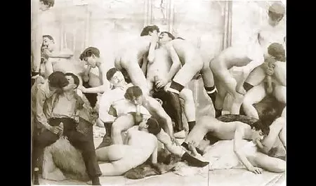Ngọt ngào cô gái lại một mình sex noi tieng nhat ban với súng giả.
