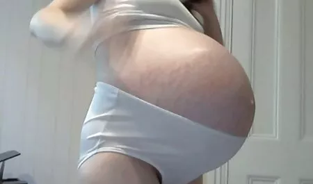 Kiêm ném trong âm đạo phim sex nhật ngực to của một cô gái trẻ