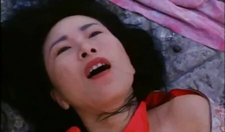 Cuộc phim sex nhật hd không che truy hoan của học sinh trong một câu lạc bộ thoát.