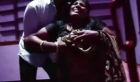 Zhopastaya chó xoắn lớn những diễn viên sex nhật bản cho một thời gian dài trước mặt anh ta mũi