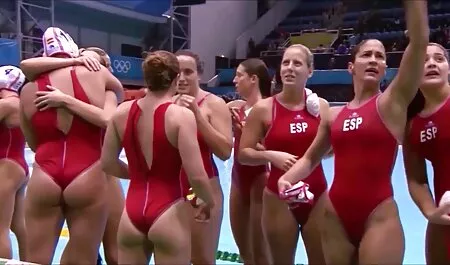 Anya thích cho cô ấy yêu quý, thổi sex nhật nổi tiếng kèn.