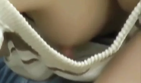 Những kẻ tình dục xúi giục một sinh viên. sex nhat ban chat luong cao